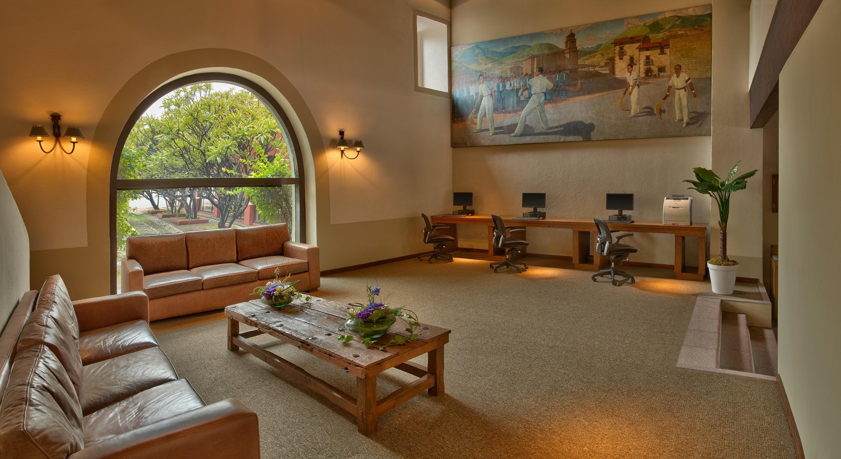 Отель Hacienda Jurica By Brisas Керетаро Экстерьер фото The lobby of the library