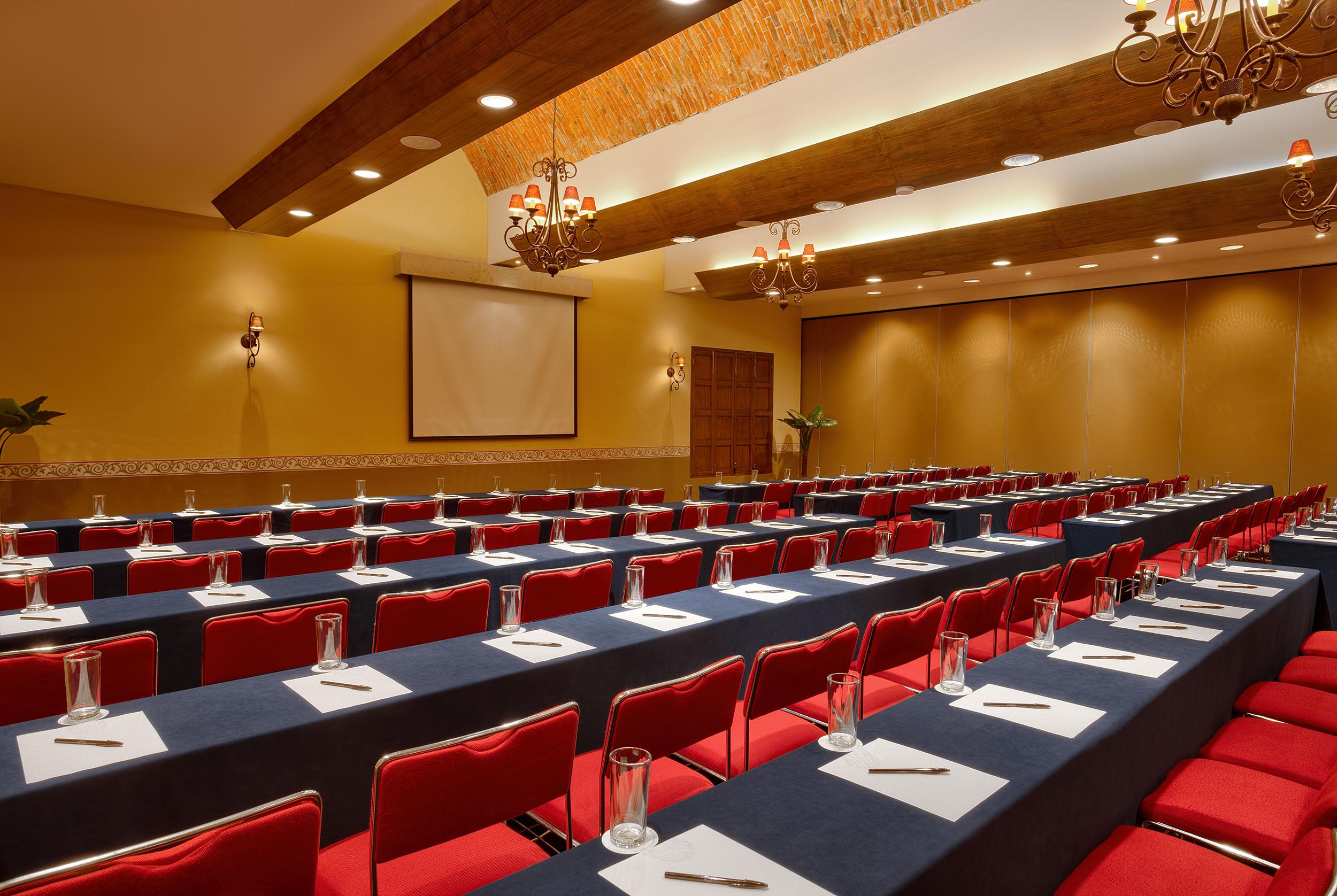 Отель Hacienda Jurica By Brisas Керетаро Экстерьер фото A typical conference room