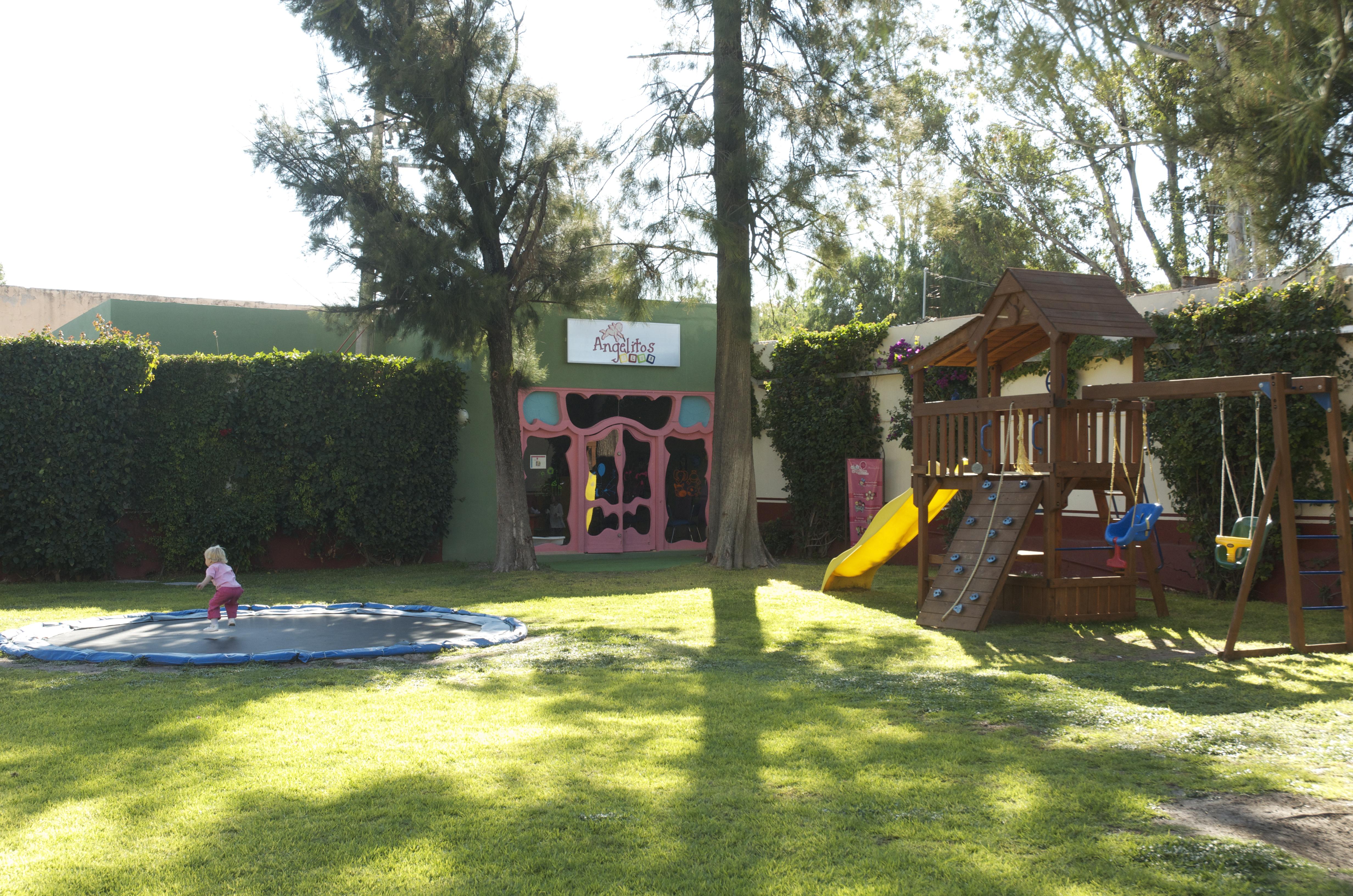 Отель Hacienda Jurica By Brisas Керетаро Экстерьер фото Playground at a nursery school in Madrid, Spain